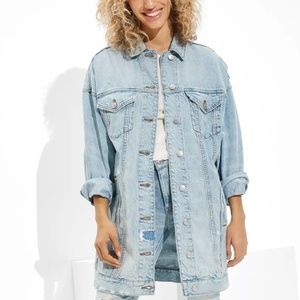 AE Oversized Boyfriend Denim Jacket